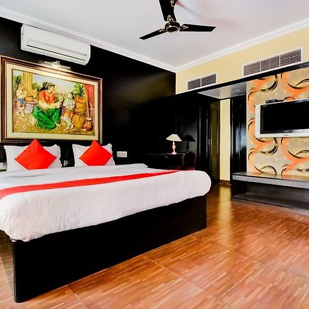 Oyo 18814 Hotel Maya International Jaipur Extérieur photo