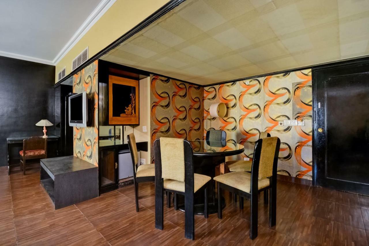 Oyo 18814 Hotel Maya International Jaipur Extérieur photo