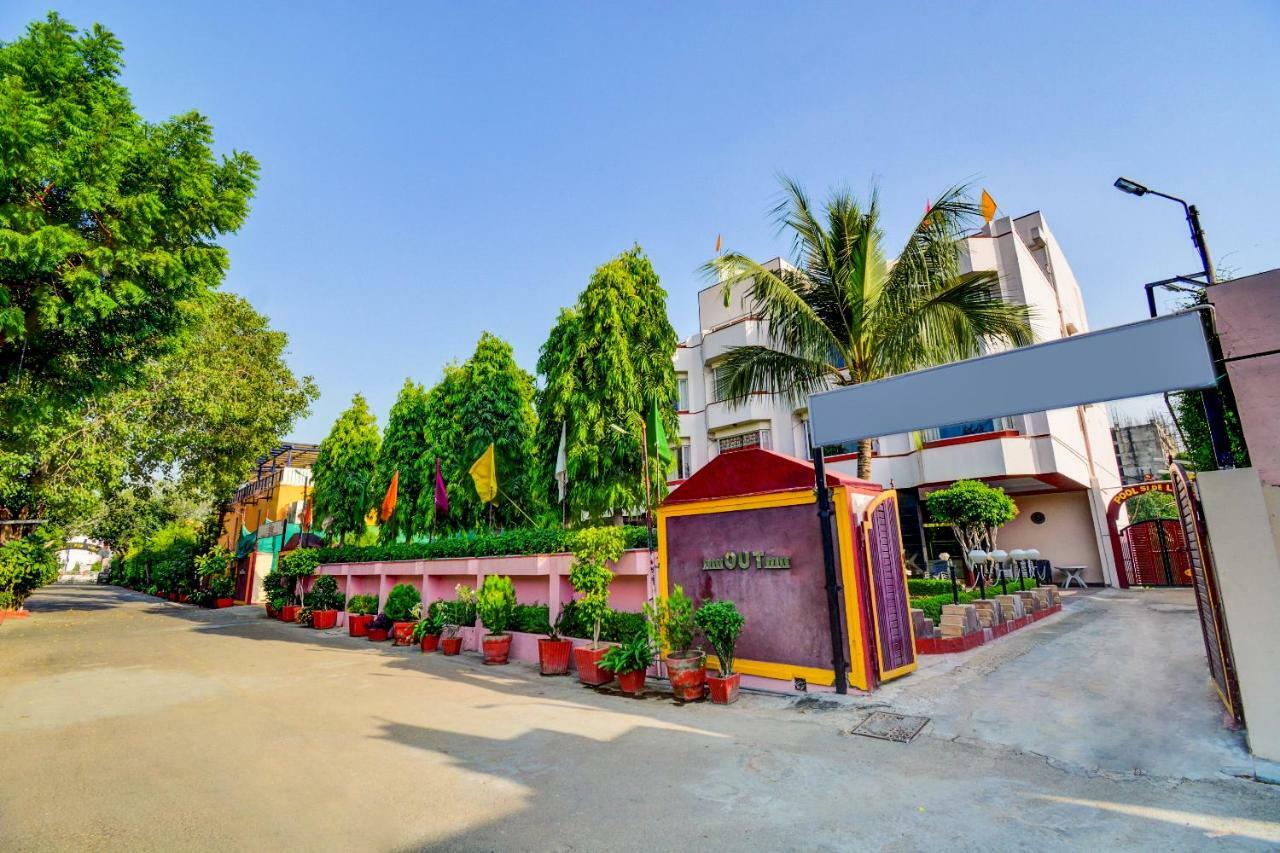 Oyo 18814 Hotel Maya International Jaipur Extérieur photo