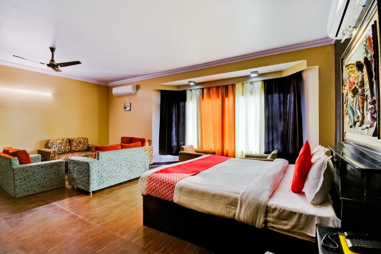 Oyo 18814 Hotel Maya International Jaipur Extérieur photo