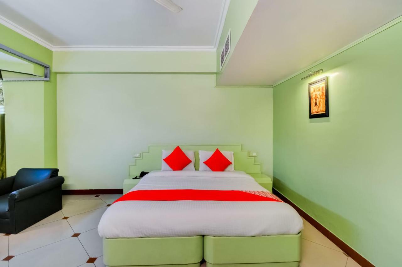 Oyo 18814 Hotel Maya International Jaipur Extérieur photo